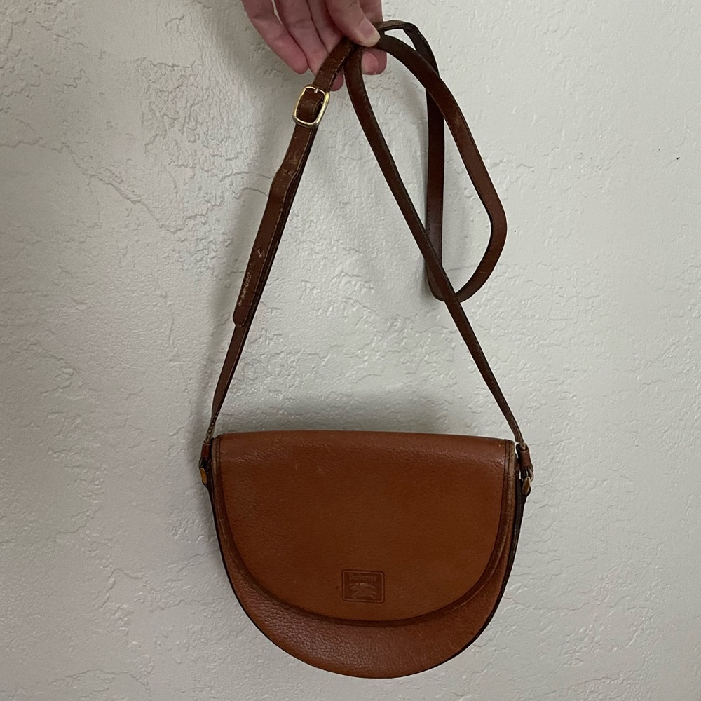 Vintage Burberrys leather crossbody